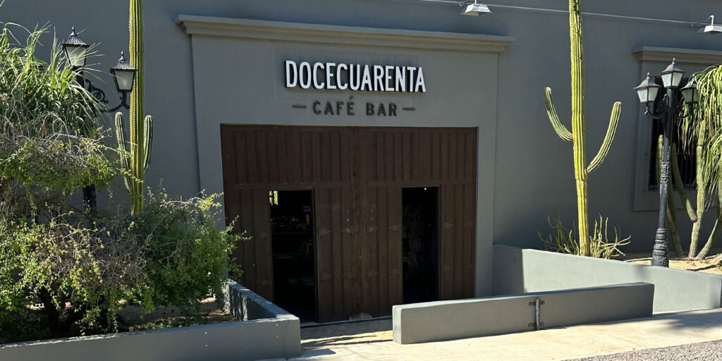Doce Cuarenta in Todos Santos