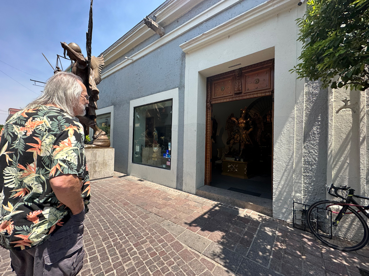 Furniture in Guadalajara - Galería El Dorado